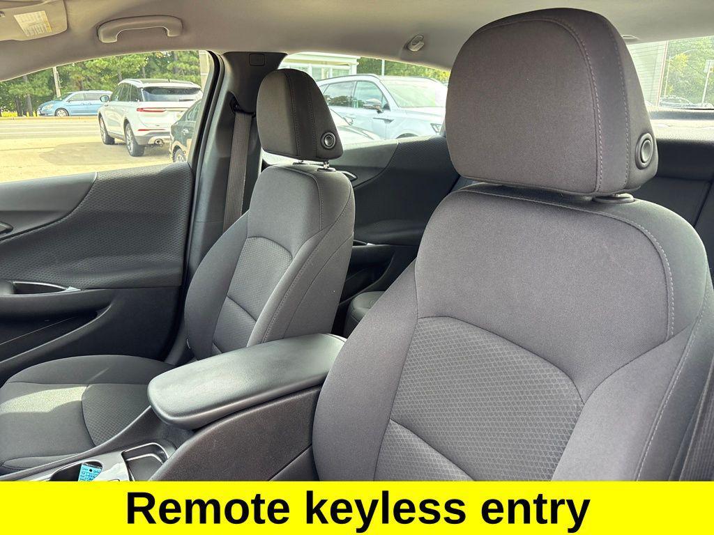 used 2016 Chevrolet Malibu car, priced at $14,550
