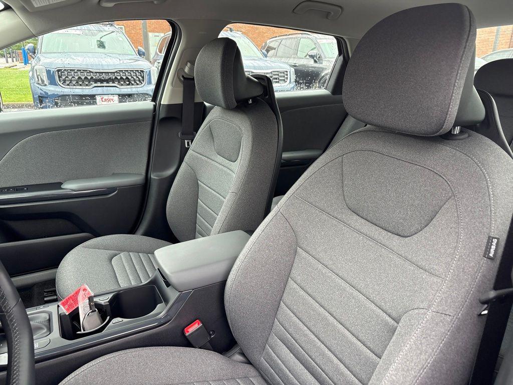 new 2025 Kia K4 car, priced at $24,615