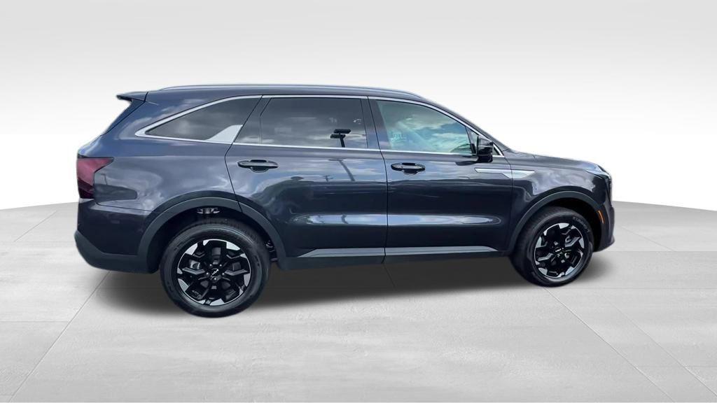 new 2025 Kia Sorento car, priced at $38,060