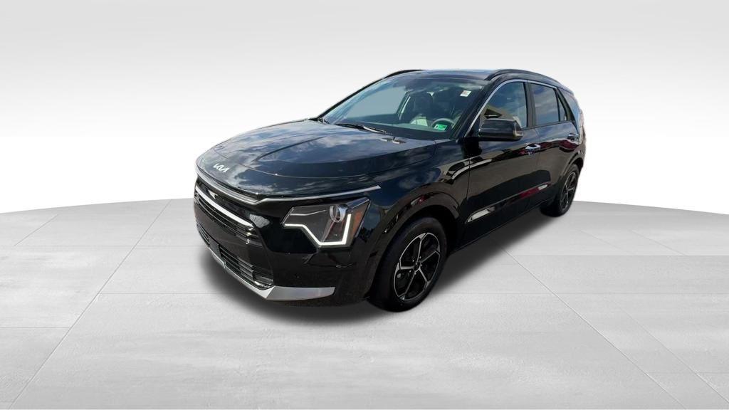 new 2025 Kia Niro car, priced at $34,305