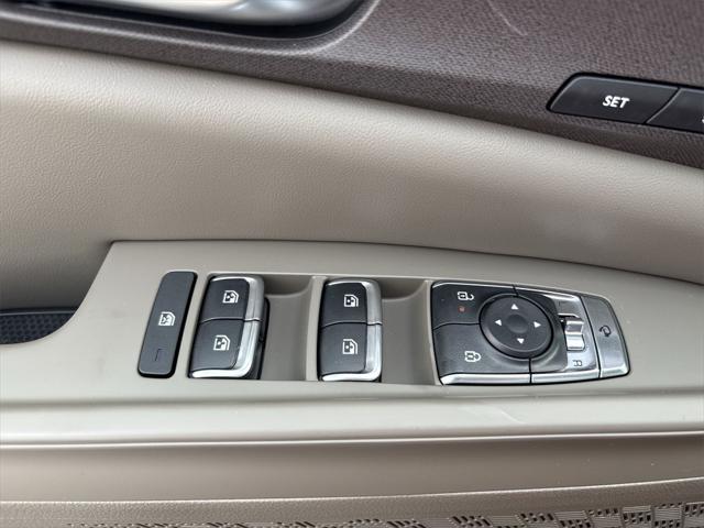 new 2025 Kia Carnival car, priced at $43,395