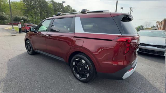 new 2025 Kia Carnival car, priced at $43,395