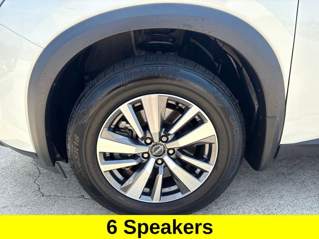 used 2022 Nissan Pathfinder car, priced at $28,000