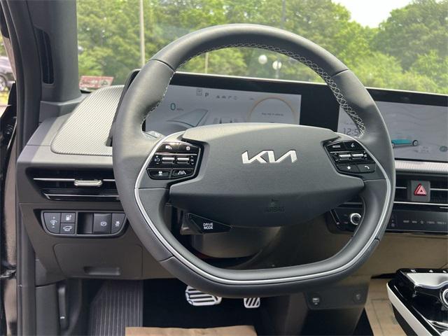 new 2023 Kia EV6 car, priced at $59,475