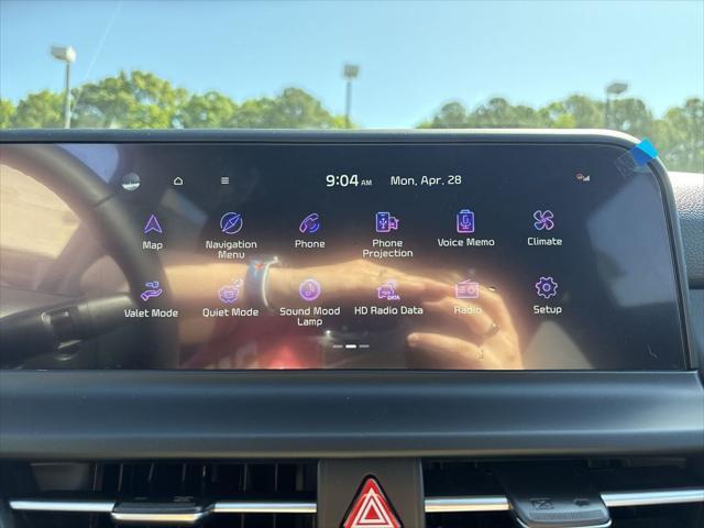 new 2025 Kia Seltos car, priced at $30,670