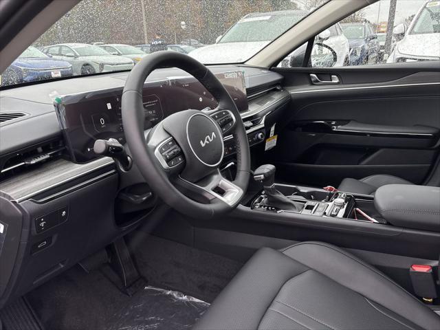 new 2025 Kia K5 car, priced at $35,260