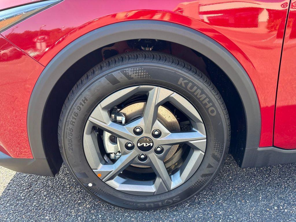 new 2025 Kia K4 car, priced at $23,735