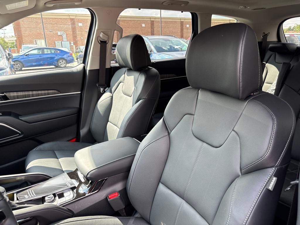 new 2025 Kia Telluride car, priced at $51,560
