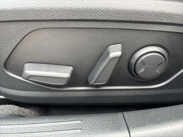 new 2025 Kia K5 car, priced at $35,295