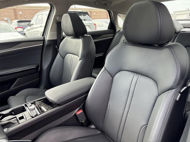 new 2025 Kia K5 car, priced at $36,295