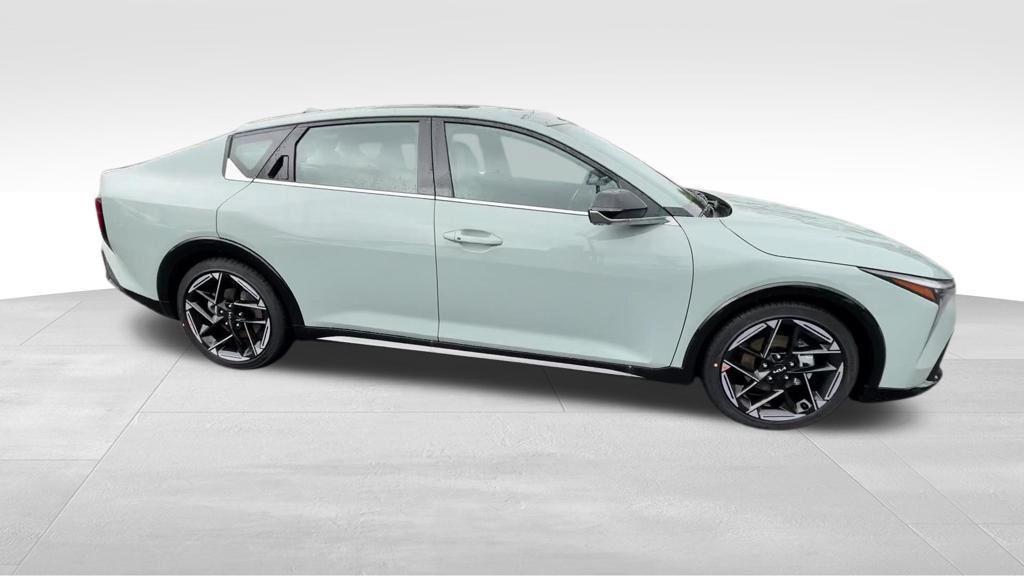 new 2025 Kia K4 car, priced at $28,540