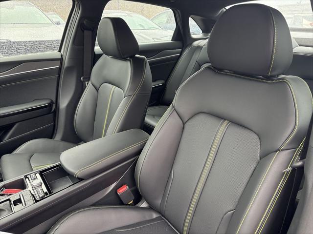 new 2025 Kia K5 car, priced at $38,525