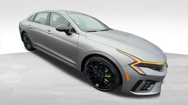 new 2025 Kia K5 car, priced at $38,525