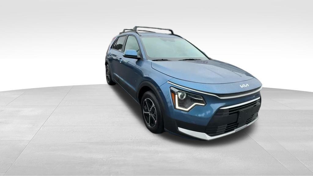 new 2025 Kia Niro car, priced at $31,195