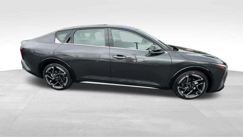 new 2025 Kia K4 car, priced at $29,025