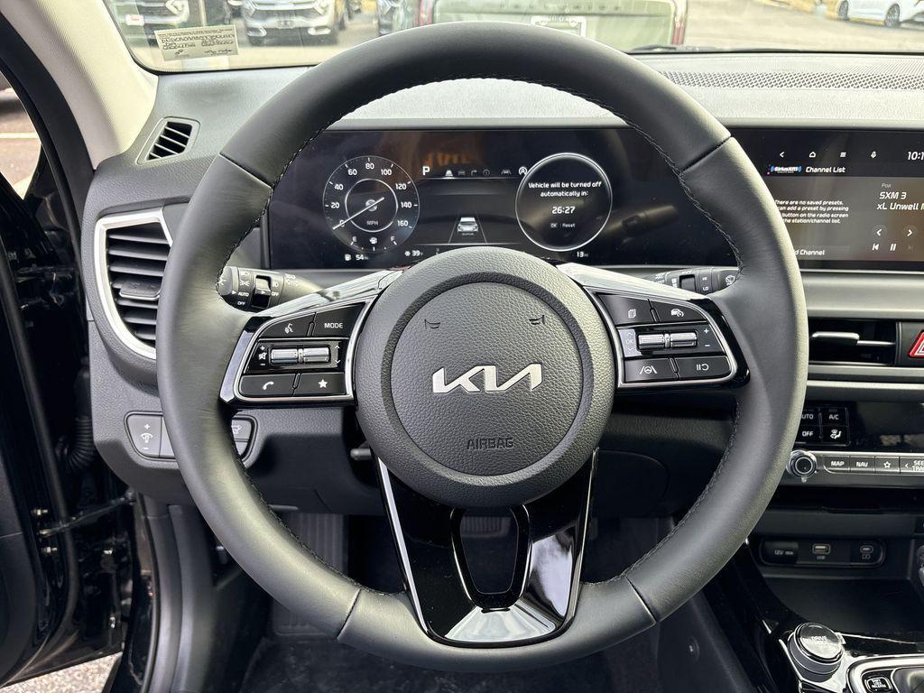 new 2025 Kia Seltos car, priced at $31,445