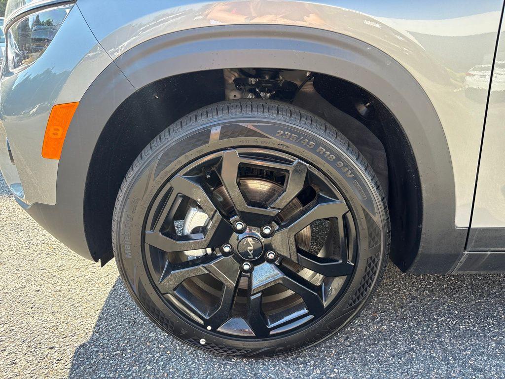 new 2025 Kia Seltos car, priced at $31,070