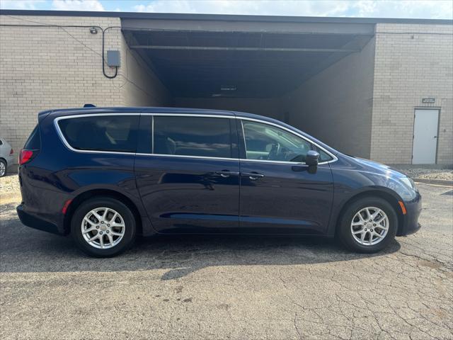 used 2017 Chrysler Pacifica car, priced at $10,980