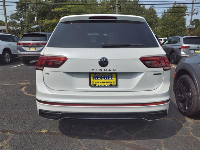 new 2024 Volkswagen Tiguan car, priced at $39,116