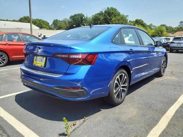 new 2024 Volkswagen Jetta car, priced at $25,789