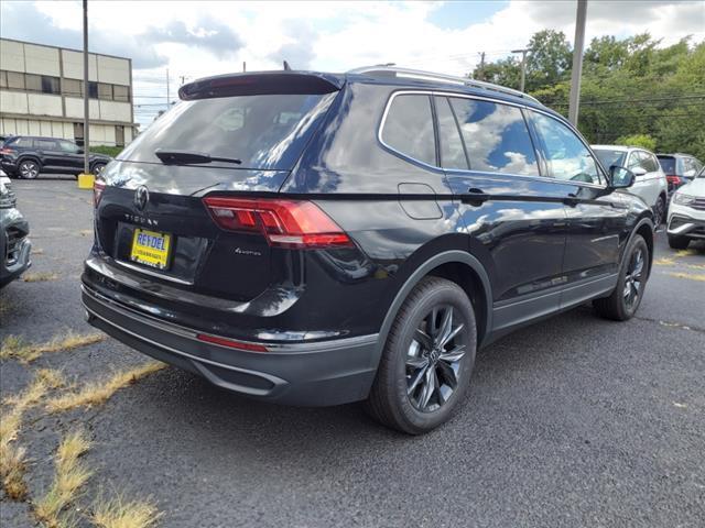 new 2024 Volkswagen Tiguan car, priced at $35,611