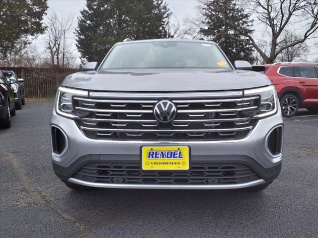 new 2024 Volkswagen Atlas car, priced at $51,266