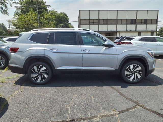 new 2024 Volkswagen Atlas car, priced at $51,784