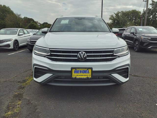 new 2024 Volkswagen Tiguan car, priced at $36,811