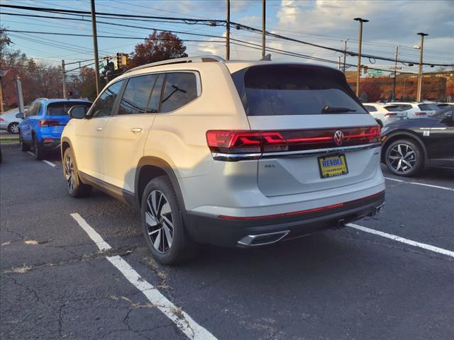 new 2024 Volkswagen Atlas car, priced at $52,068