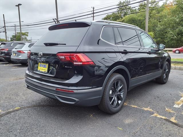 new 2024 Volkswagen Tiguan car, priced at $35,611