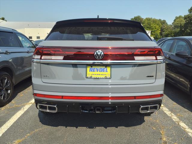 new 2024 Volkswagen Atlas Cross Sport car, priced at $54,916