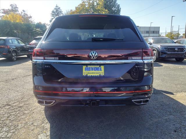 new 2025 Volkswagen Atlas car, priced at $55,736