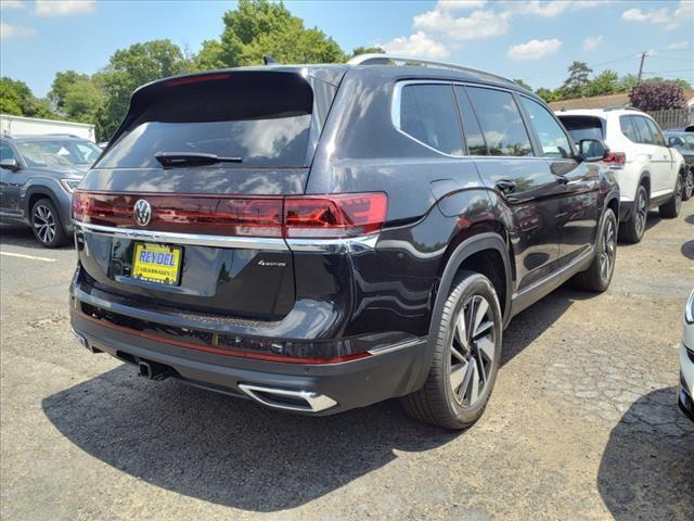 new 2024 Volkswagen Atlas car, priced at $51,611