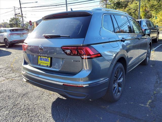 new 2024 Volkswagen Tiguan car, priced at $35,611