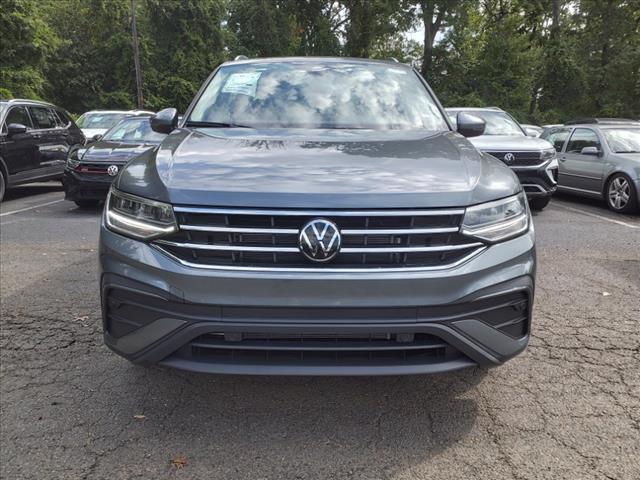 new 2024 Volkswagen Tiguan car, priced at $37,085