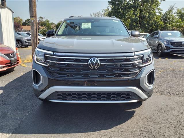 new 2024 Volkswagen Atlas car, priced at $50,308