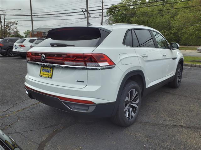 new 2024 Volkswagen Atlas Cross Sport car, priced at $42,278