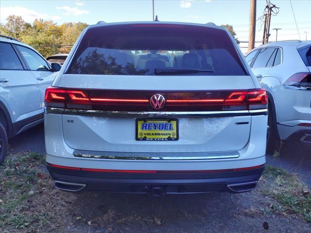 new 2024 Volkswagen Atlas car, priced at $47,277