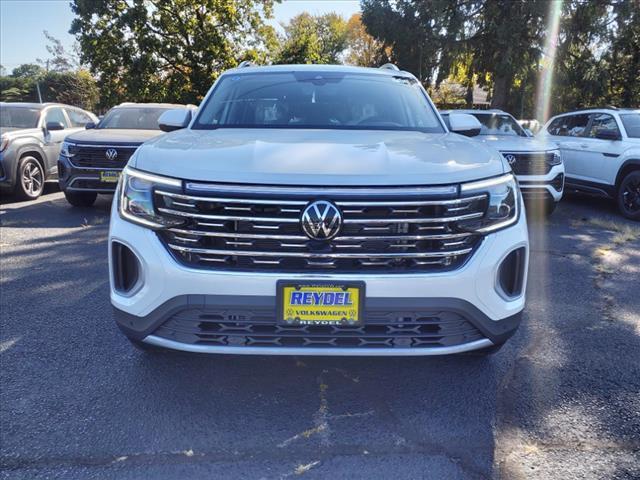 new 2025 Volkswagen Atlas car, priced at $51,588