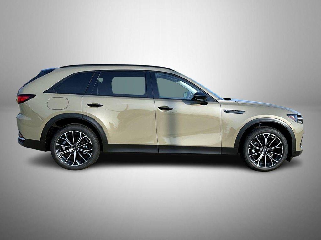 new 2025 Mazda CX-70 PHEV car, priced at $53,086