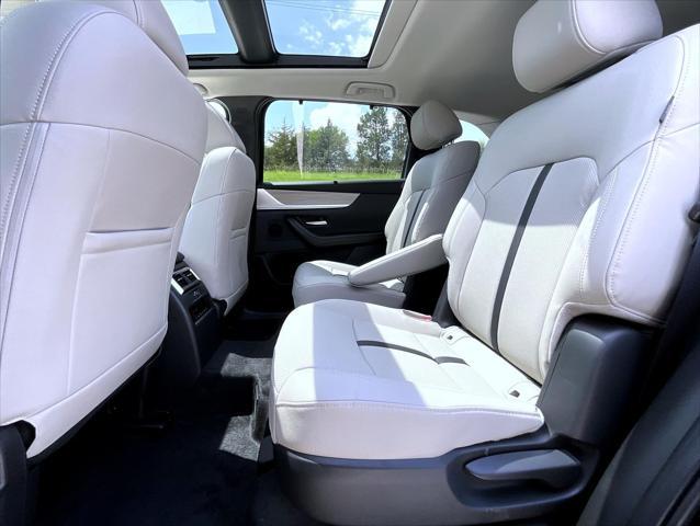 new 2025 Mazda CX-90 car, priced at $47,579