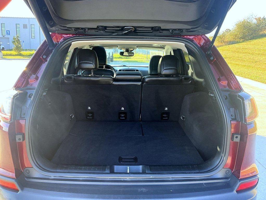 used 2019 Jeep Cherokee car, priced at $15,430