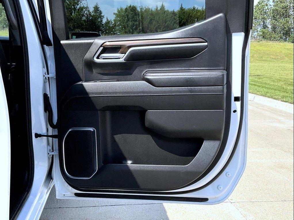 used 2023 Chevrolet Silverado 1500 car, priced at $36,325