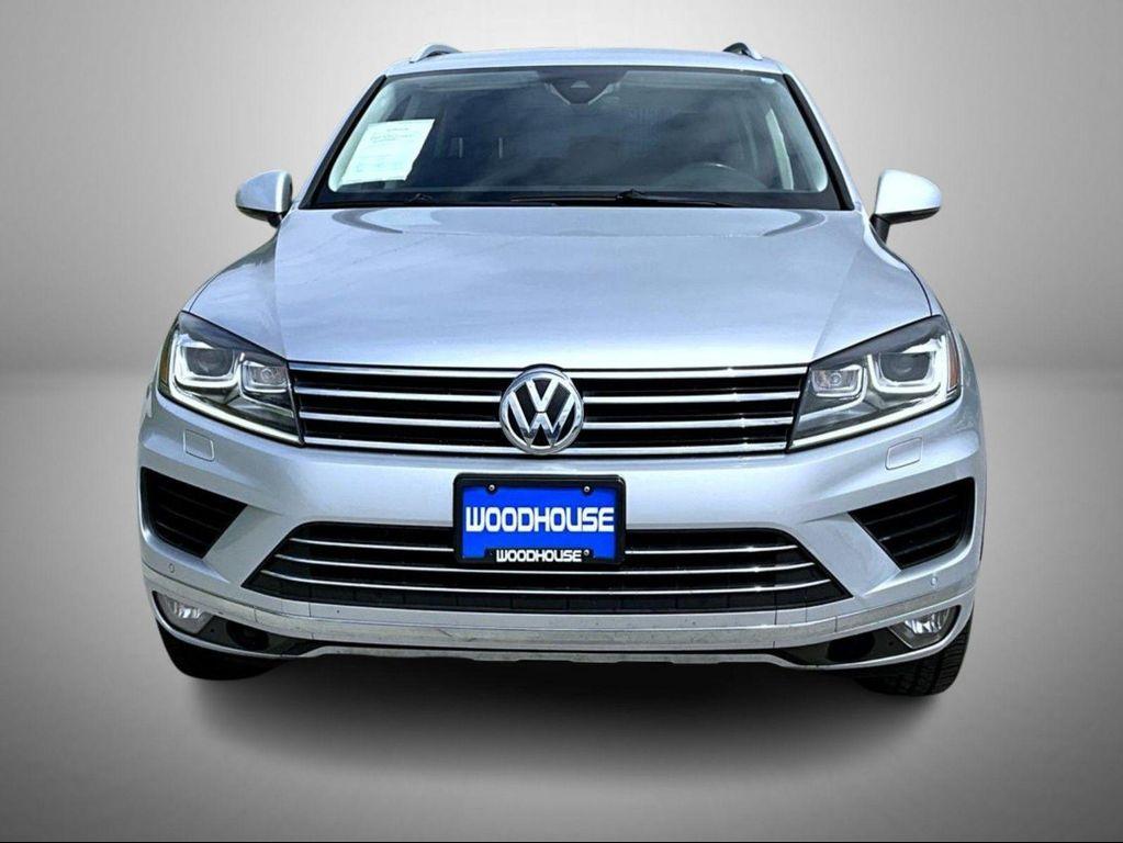 used 2017 Volkswagen Touareg car, priced at $15,620