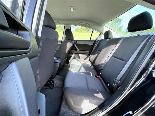 used 2011 Mazda Mazda3 car, priced at $7,988