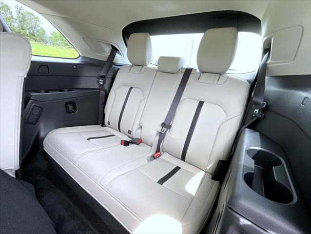 new 2025 Mazda CX-90 car, priced at $40,494