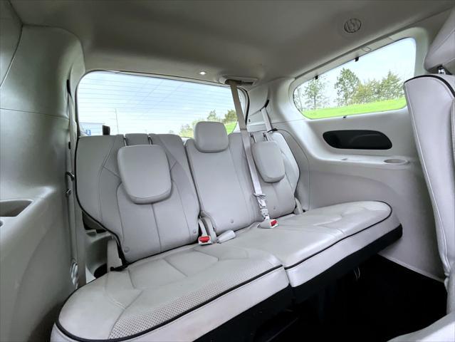 used 2021 Chrysler Pacifica Hybrid car, priced at $23,871