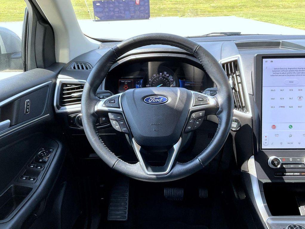 used 2024 Ford Edge car, priced at $23,279