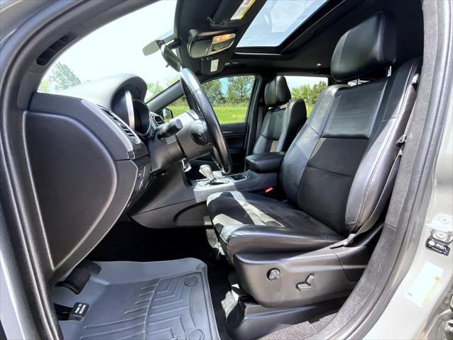 used 2021 Jeep Grand Cherokee car, priced at $25,500