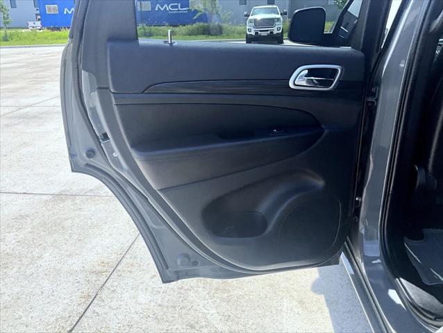 used 2021 Jeep Grand Cherokee car, priced at $25,500